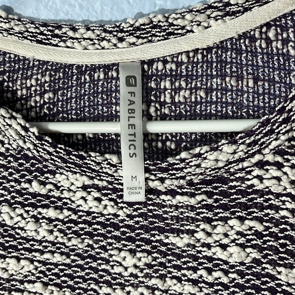 Fabletics Summer Pullover Size Medium - image 4
